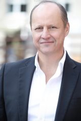 Brian Armstrong