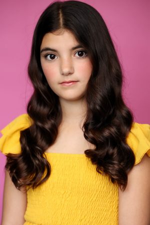 Nora Harriet